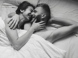 Lo que la ciencia dice sobre las parejas felices